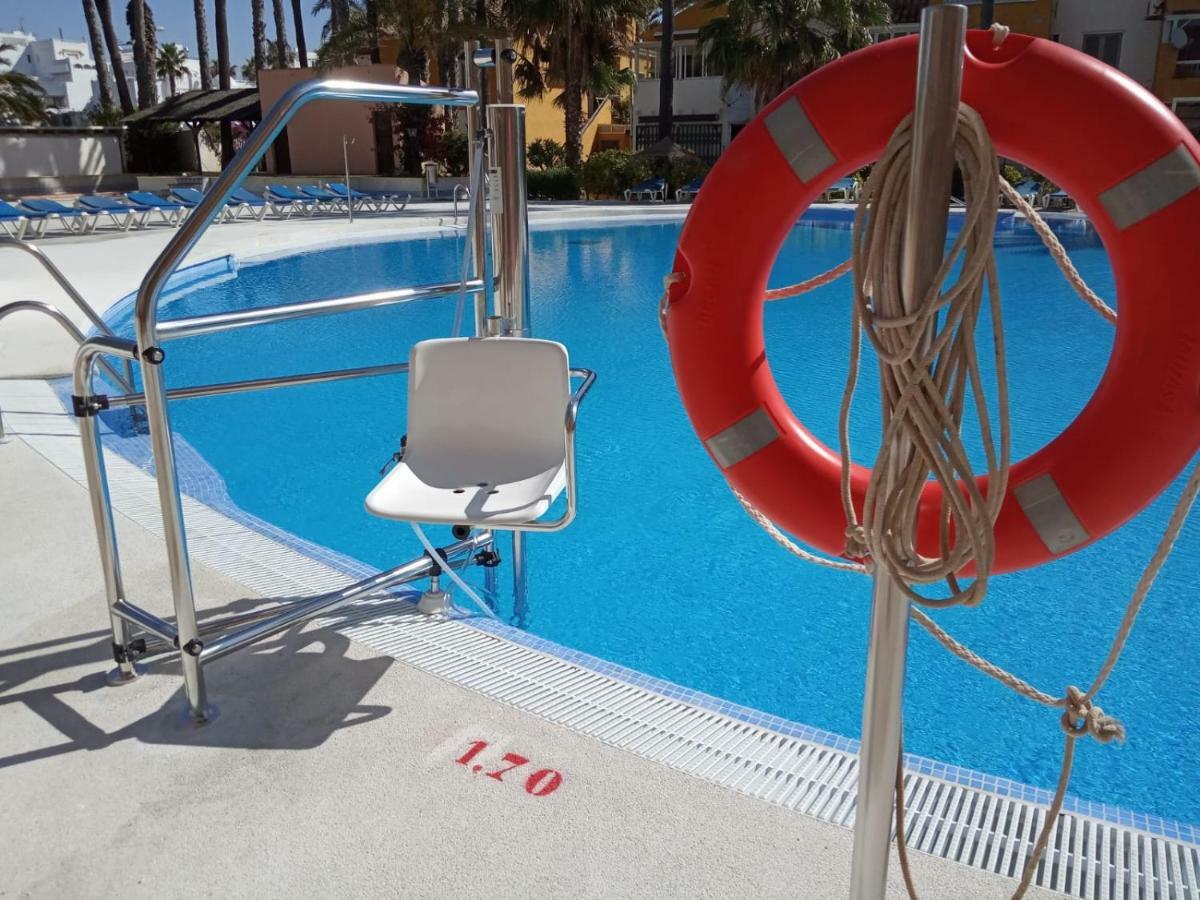 Villa Lagos A 25 Metros Del Mar Roquetas de Mar Bagian luar foto