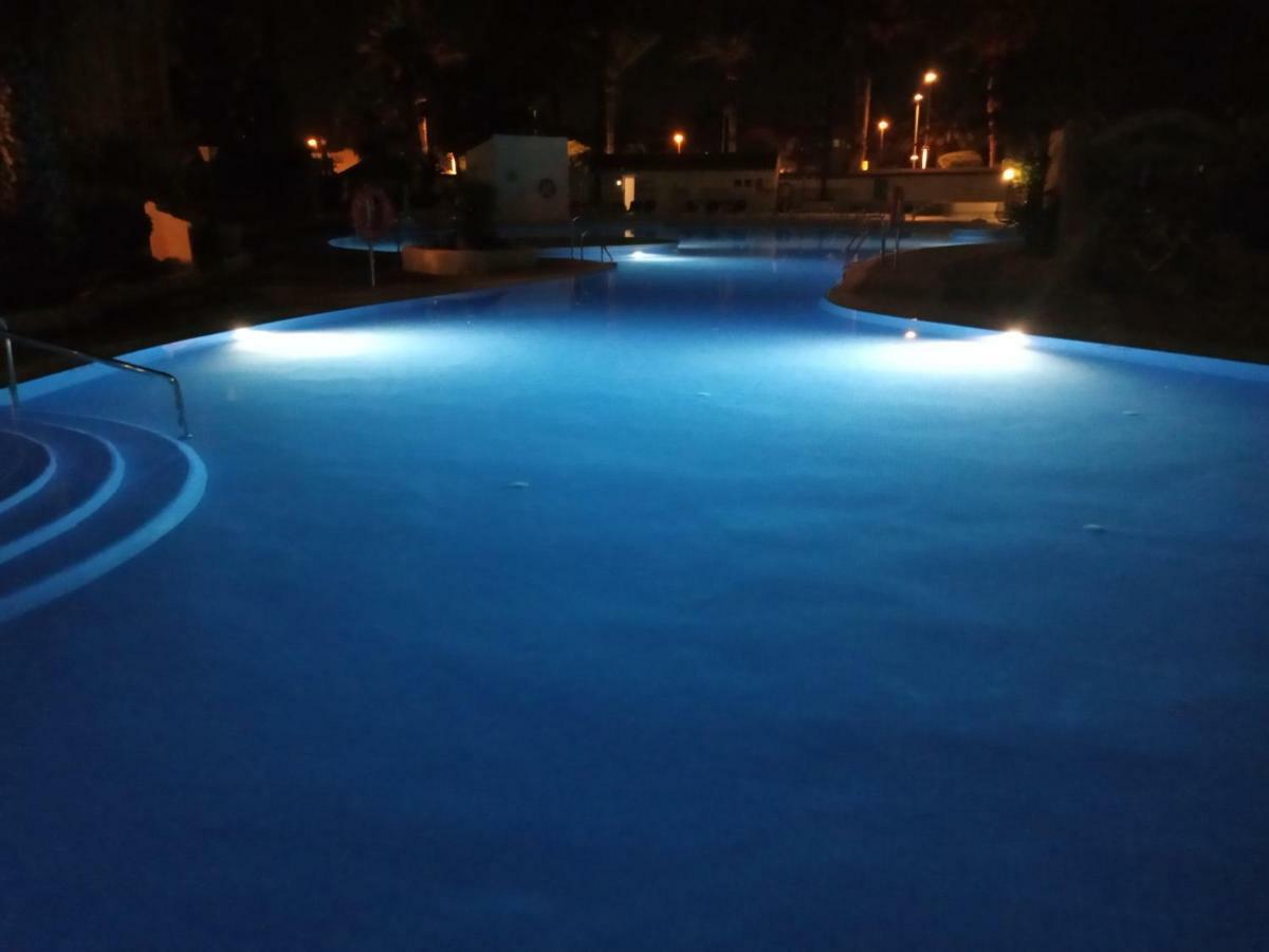 Villa Lagos A 25 Metros Del Mar Roquetas de Mar Bagian luar foto